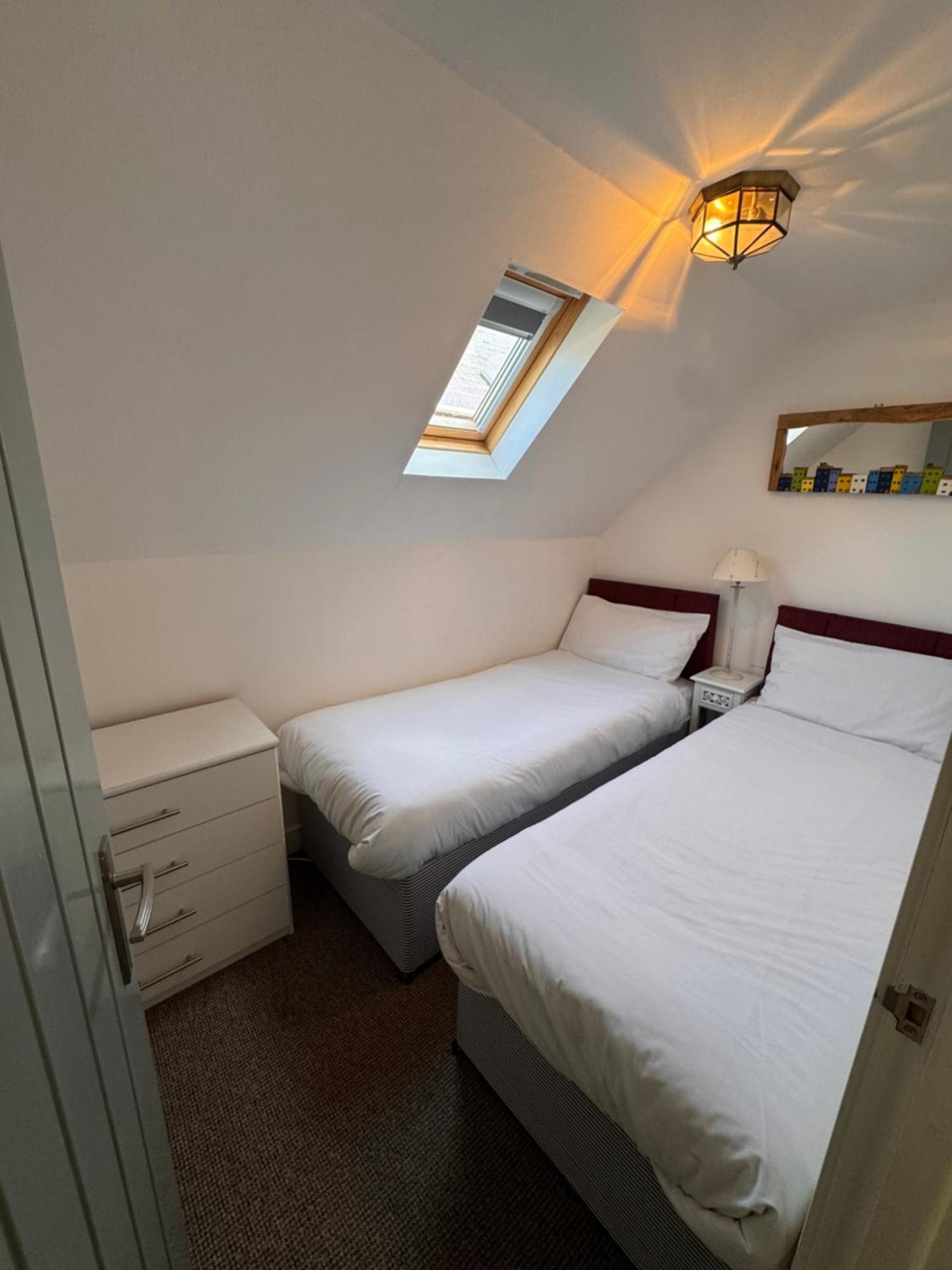 Seaforth Cottage -Dog Friendly, Historical Fishertown, Central Location Неърн Екстериор снимка